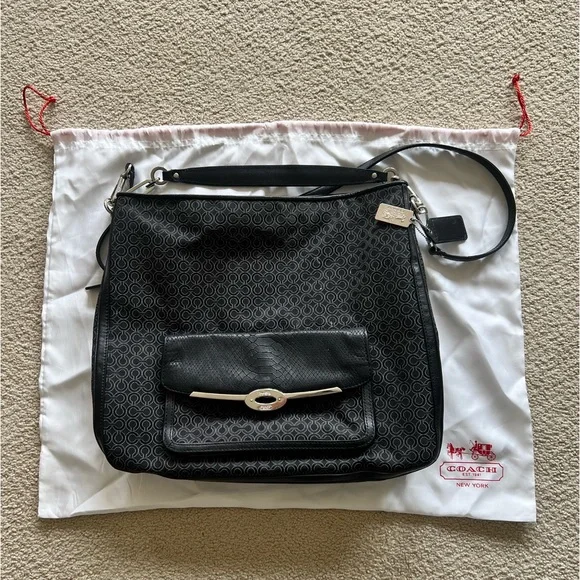 Coach used 2 times good condition Vintage Coach 032 Leather Shoulder Purse / Bag Crossbody  main image 2